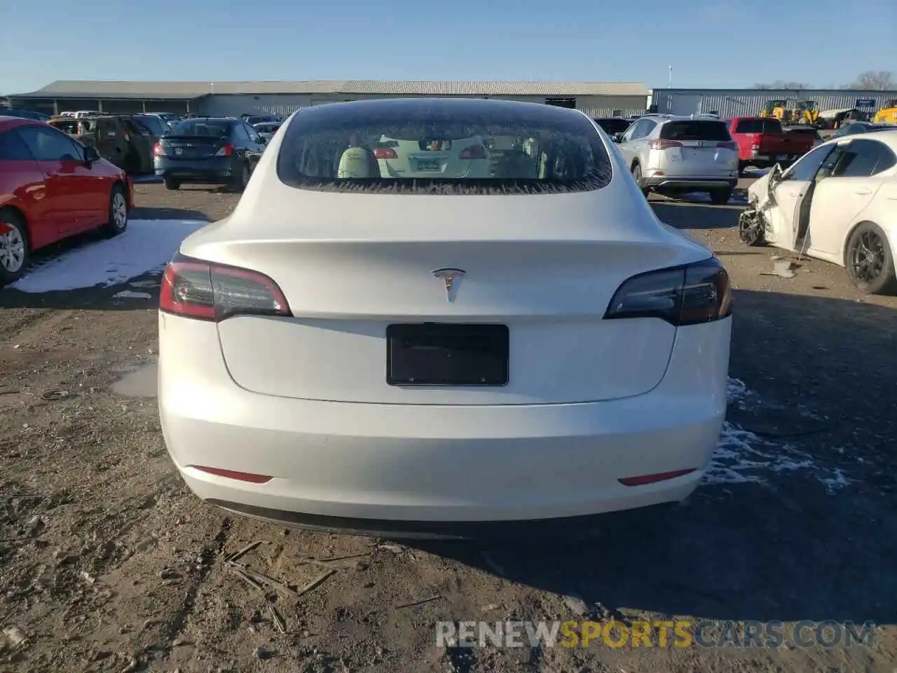 6 Photograph of a damaged car 5YJ3E1EA7NF312170 TESLA MODEL 3 2022