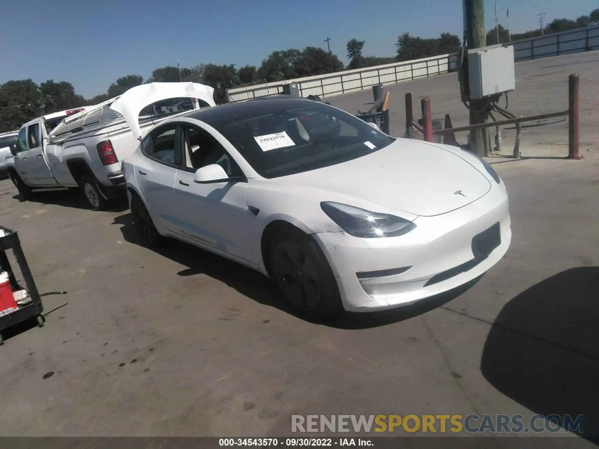 1 Photograph of a damaged car 5YJ3E1EA7NF315117 TESLA MODEL 3 2022