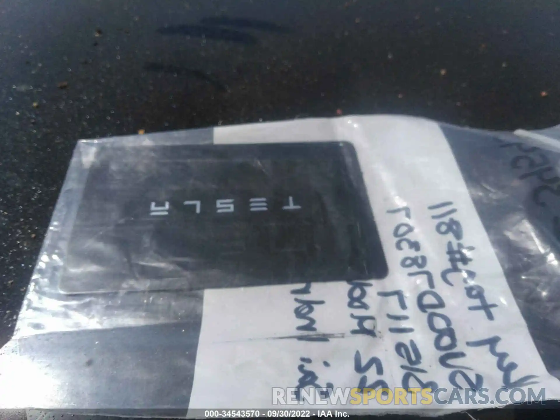 11 Photograph of a damaged car 5YJ3E1EA7NF315117 TESLA MODEL 3 2022