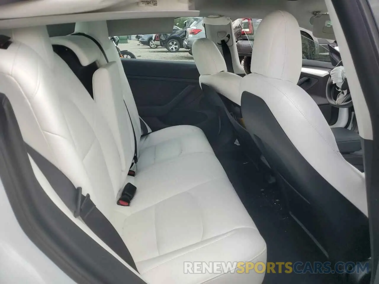 10 Photograph of a damaged car 5YJ3E1EA7NF328935 TESLA MODEL 3 2022