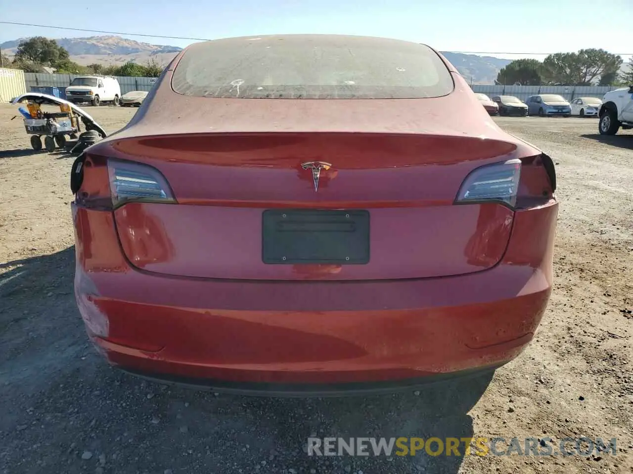 6 Photograph of a damaged car 5YJ3E1EA7NF330779 TESLA MODEL 3 2022