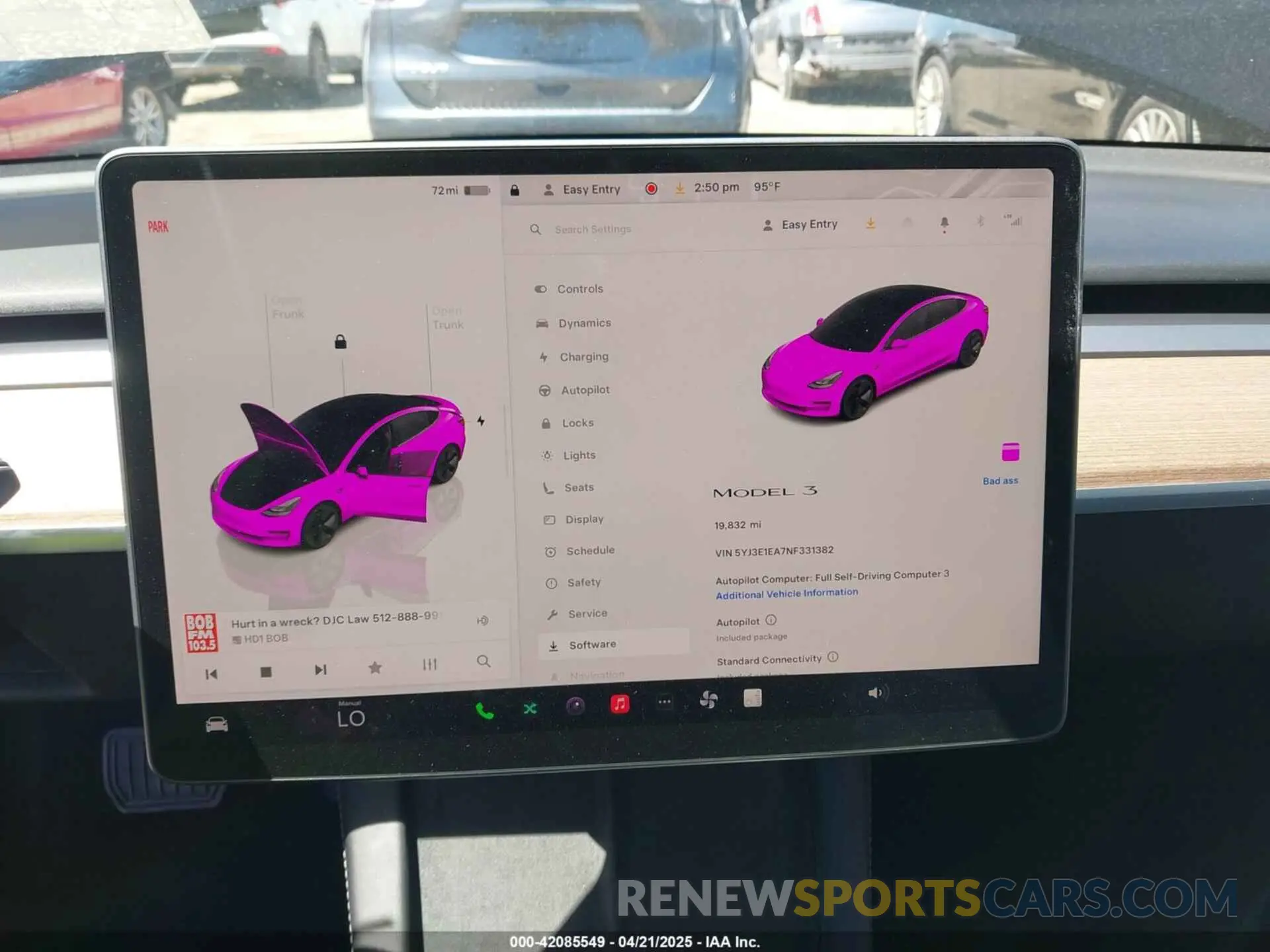 18 Photograph of a damaged car 5YJ3E1EA7NF331382 TESLA MODEL 3 2022
