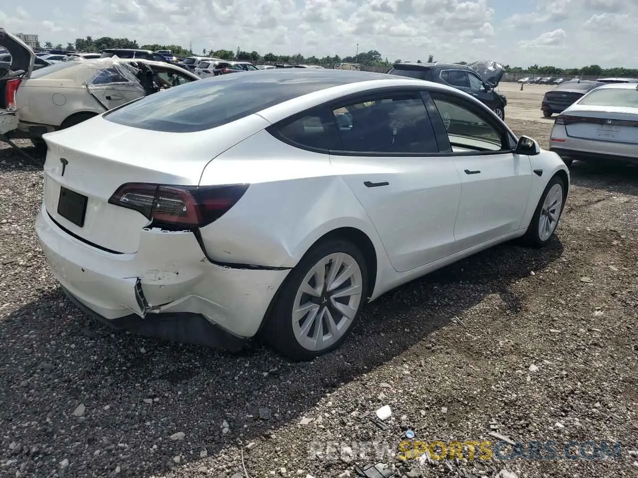 3 Photograph of a damaged car 5YJ3E1EA7NF340759 TESLA MODEL 3 2022