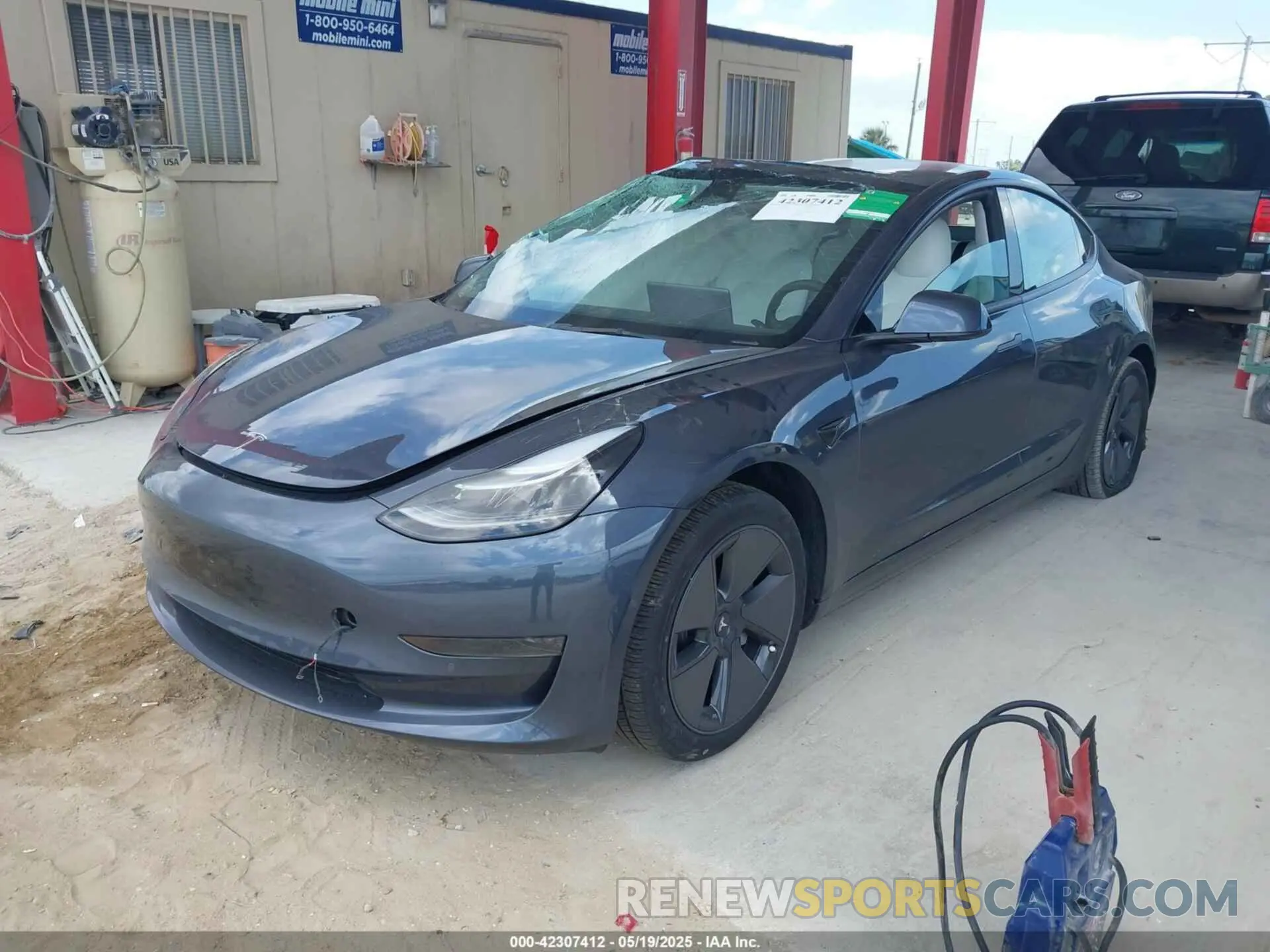2 Photograph of a damaged car 5YJ3E1EA7NF342883 TESLA MODEL 3 2022