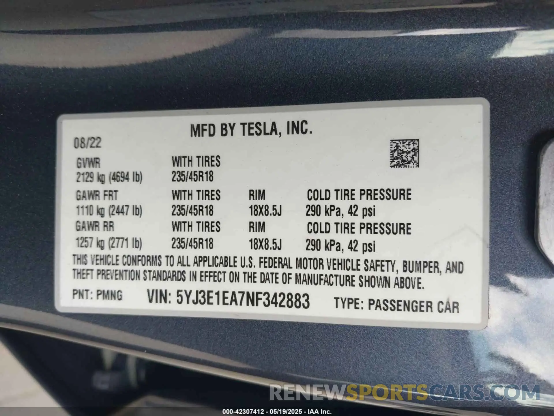 9 Photograph of a damaged car 5YJ3E1EA7NF342883 TESLA MODEL 3 2022
