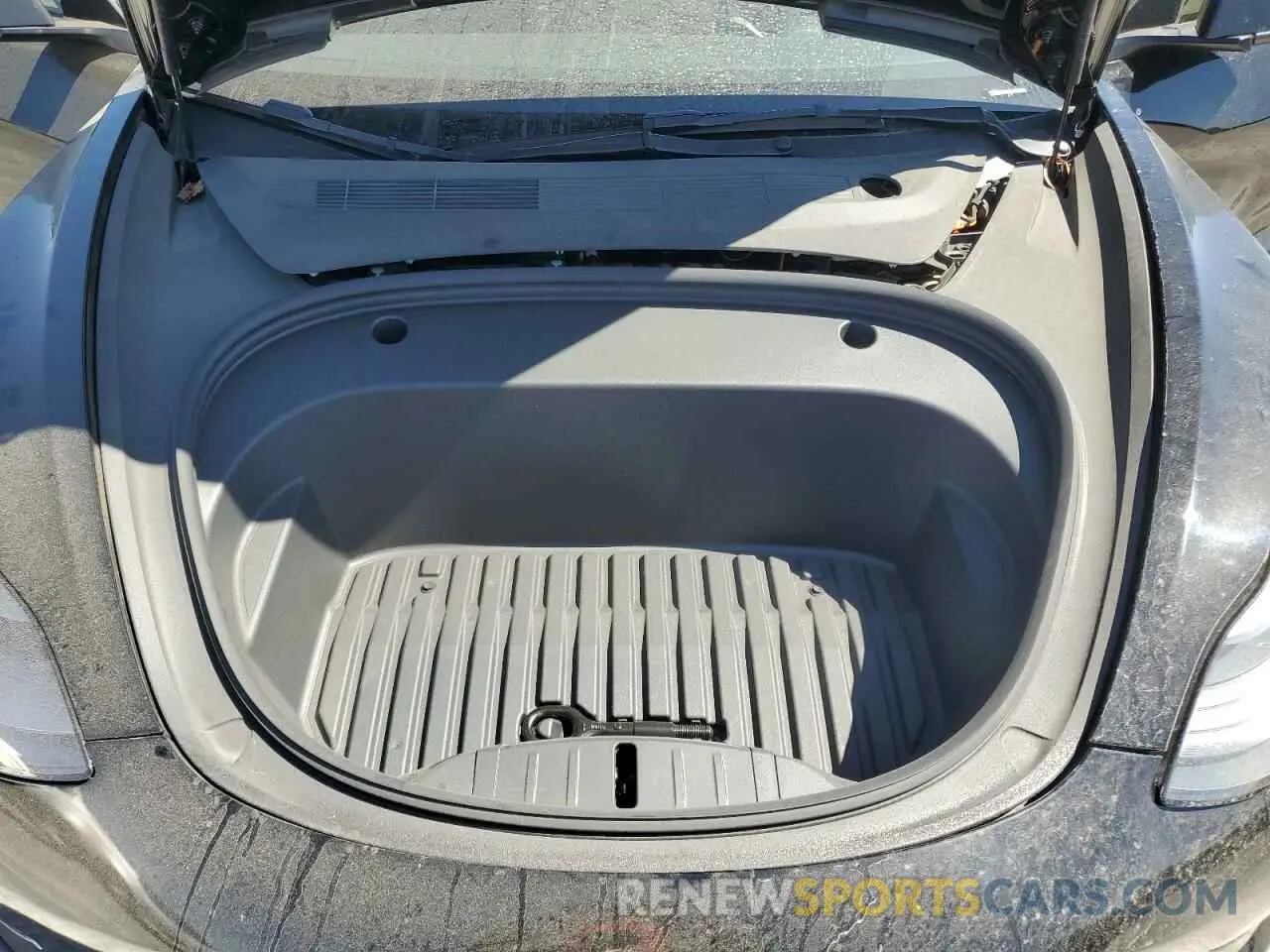 11 Photograph of a damaged car 5YJ3E1EA7NF359036 TESLA MODEL 3 2022