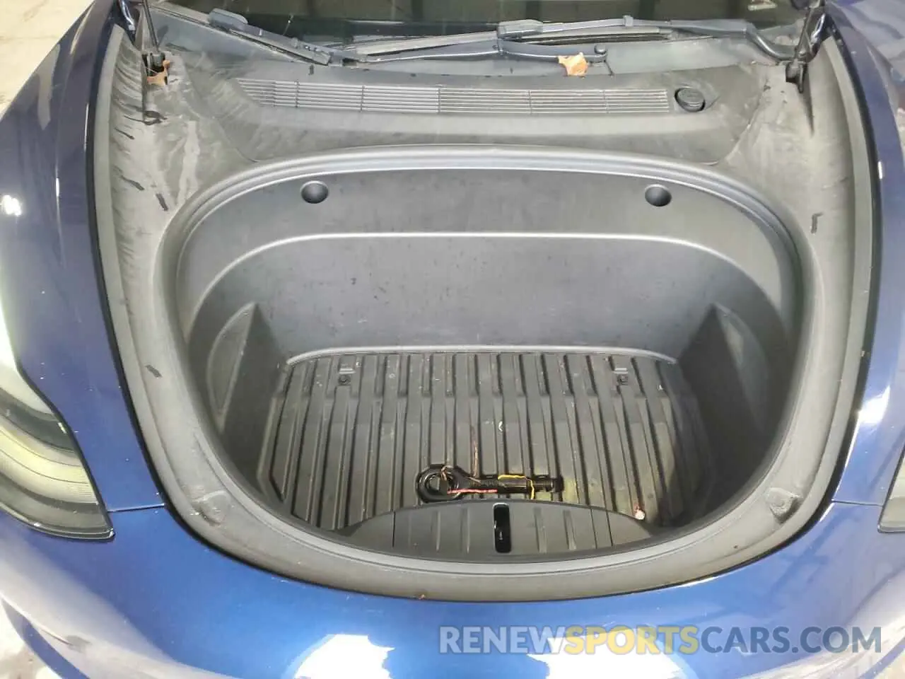 11 Photograph of a damaged car 5YJ3E1EA7NF369551 TESLA MODEL 3 2022