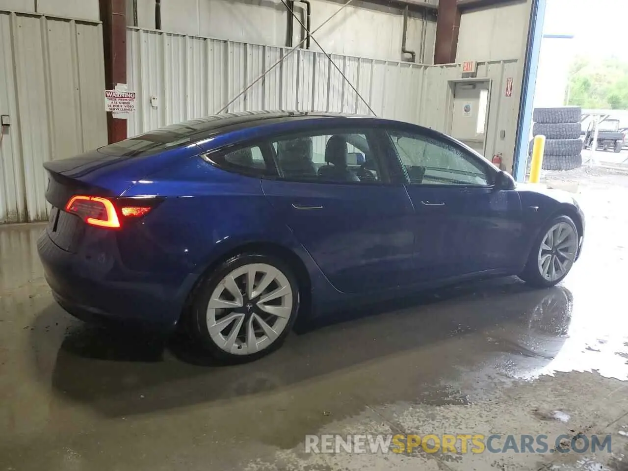 3 Photograph of a damaged car 5YJ3E1EA7NF369551 TESLA MODEL 3 2022