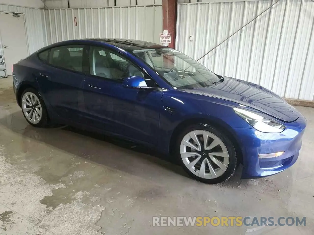 4 Photograph of a damaged car 5YJ3E1EA7NF369551 TESLA MODEL 3 2022