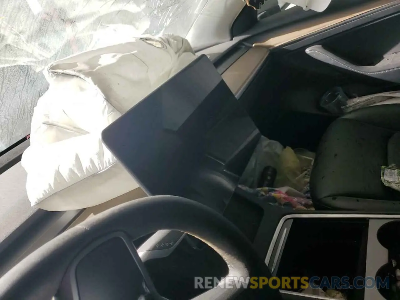 9 Photograph of a damaged car 5YJ3E1EA7NF370022 TESLA MODEL 3 2022