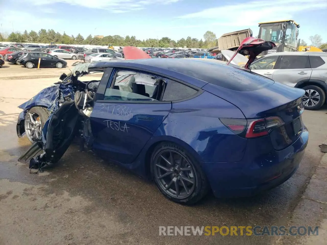 2 Photograph of a damaged car 5YJ3E1EA7NF370067 TESLA MODEL 3 2022