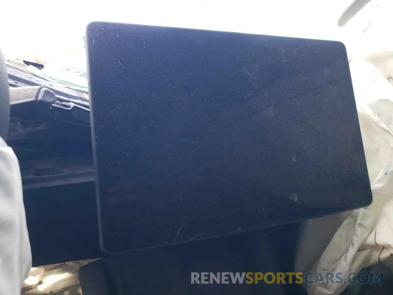 9 Photograph of a damaged car 5YJ3E1EA7NF370067 TESLA MODEL 3 2022