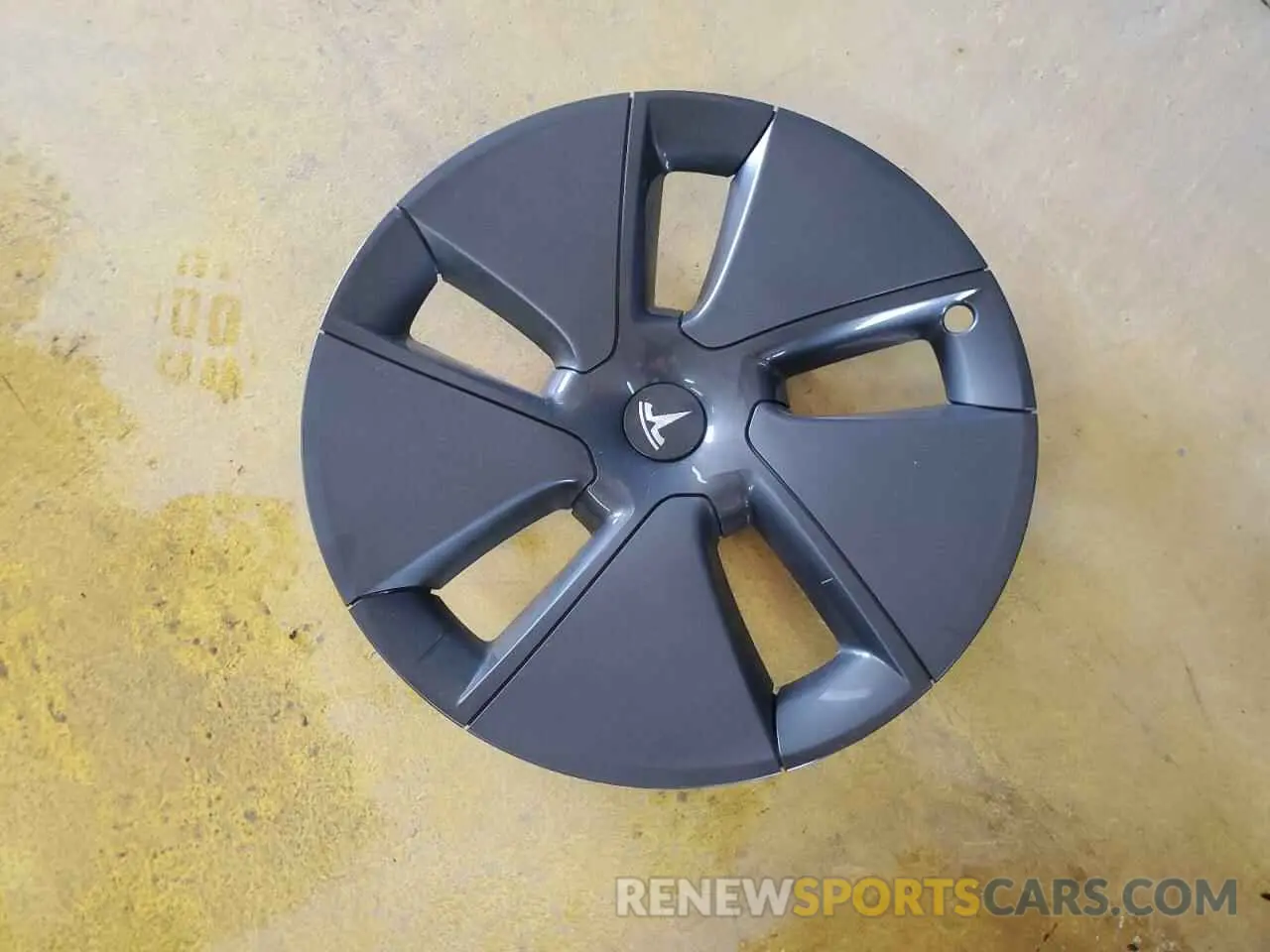 12 Photograph of a damaged car 5YJ3E1EA7NF370392 TESLA MODEL 3 2022