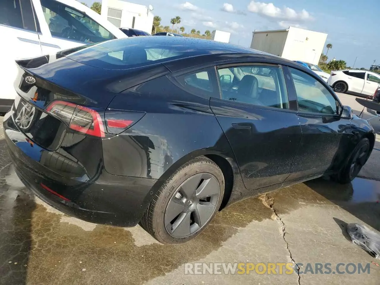 3 Photograph of a damaged car 5YJ3E1EA8NF120675 TESLA MODEL 3 2022
