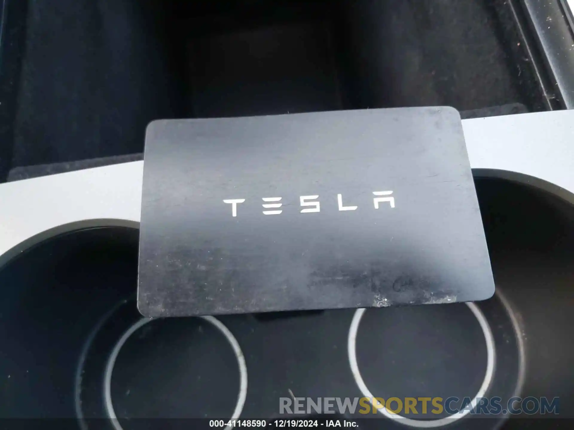 11 Photograph of a damaged car 5YJ3E1EA8NF121678 TESLA MODEL 3 2022