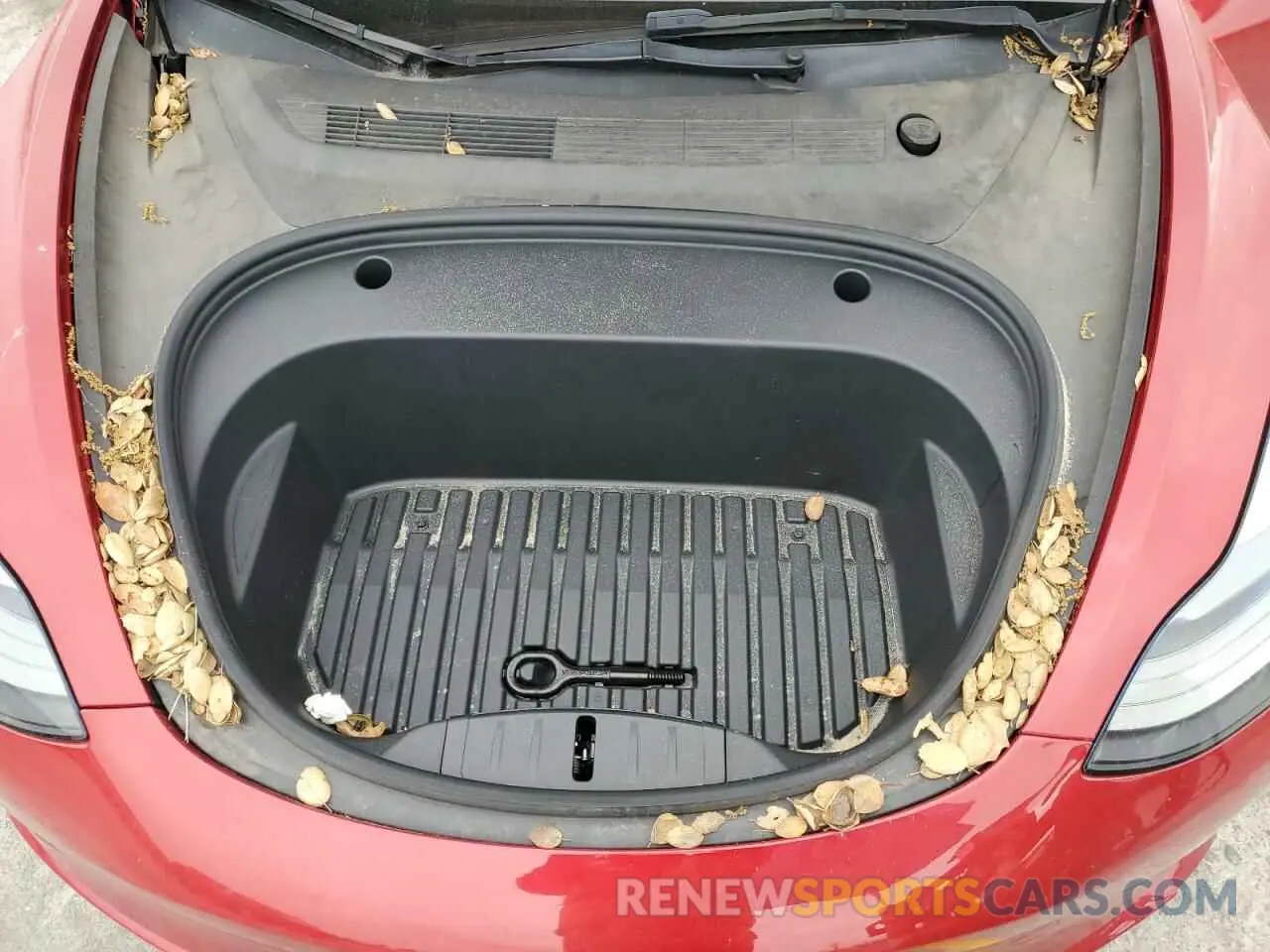 11 Photograph of a damaged car 5YJ3E1EA8NF136620 TESLA MODEL 3 2022