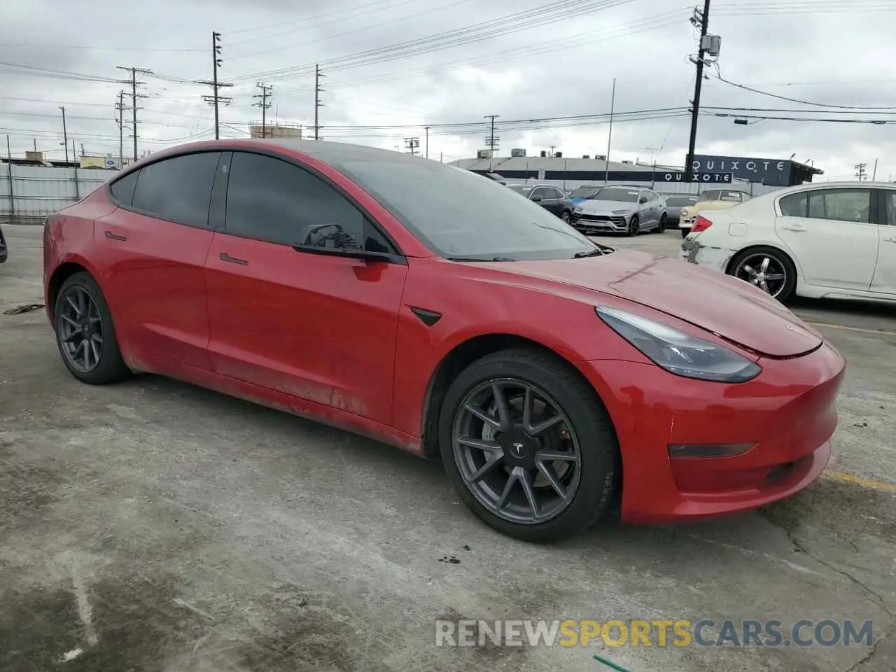 4 Photograph of a damaged car 5YJ3E1EA8NF136620 TESLA MODEL 3 2022