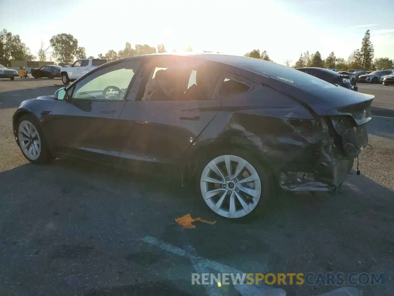 2 Photograph of a damaged car 5YJ3E1EA8NF143499 TESLA MODEL 3 2022