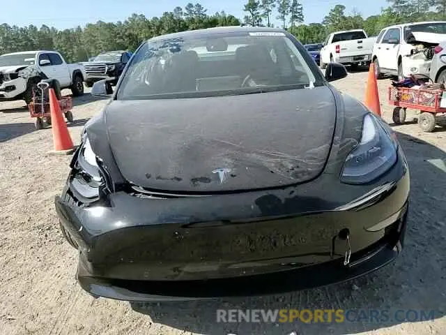 10 Photograph of a damaged car 5YJ3E1EA8NF147598 TESLA MODEL 3 2022