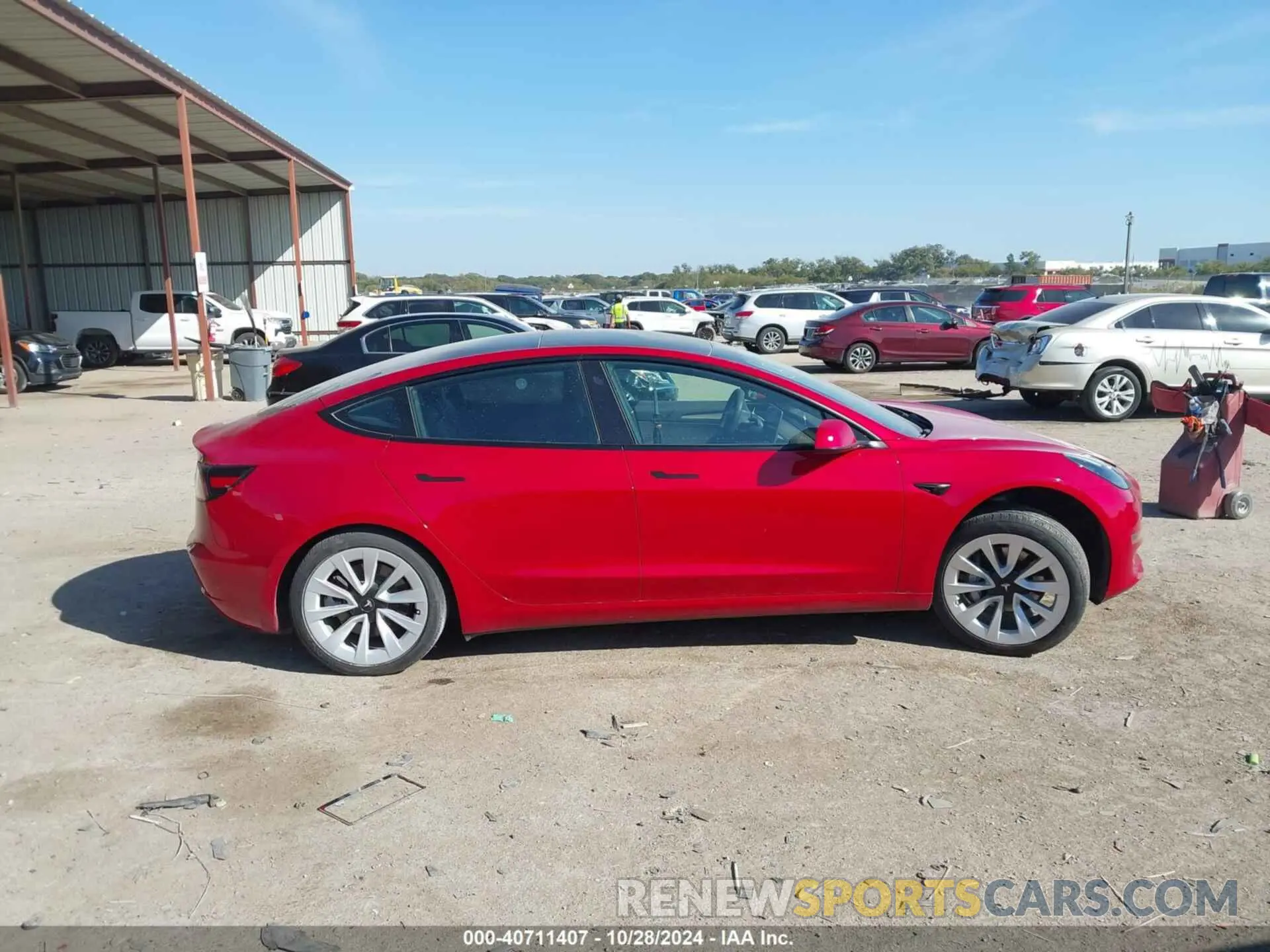 13 Photograph of a damaged car 5YJ3E1EA8NF170671 TESLA MODEL 3 2022
