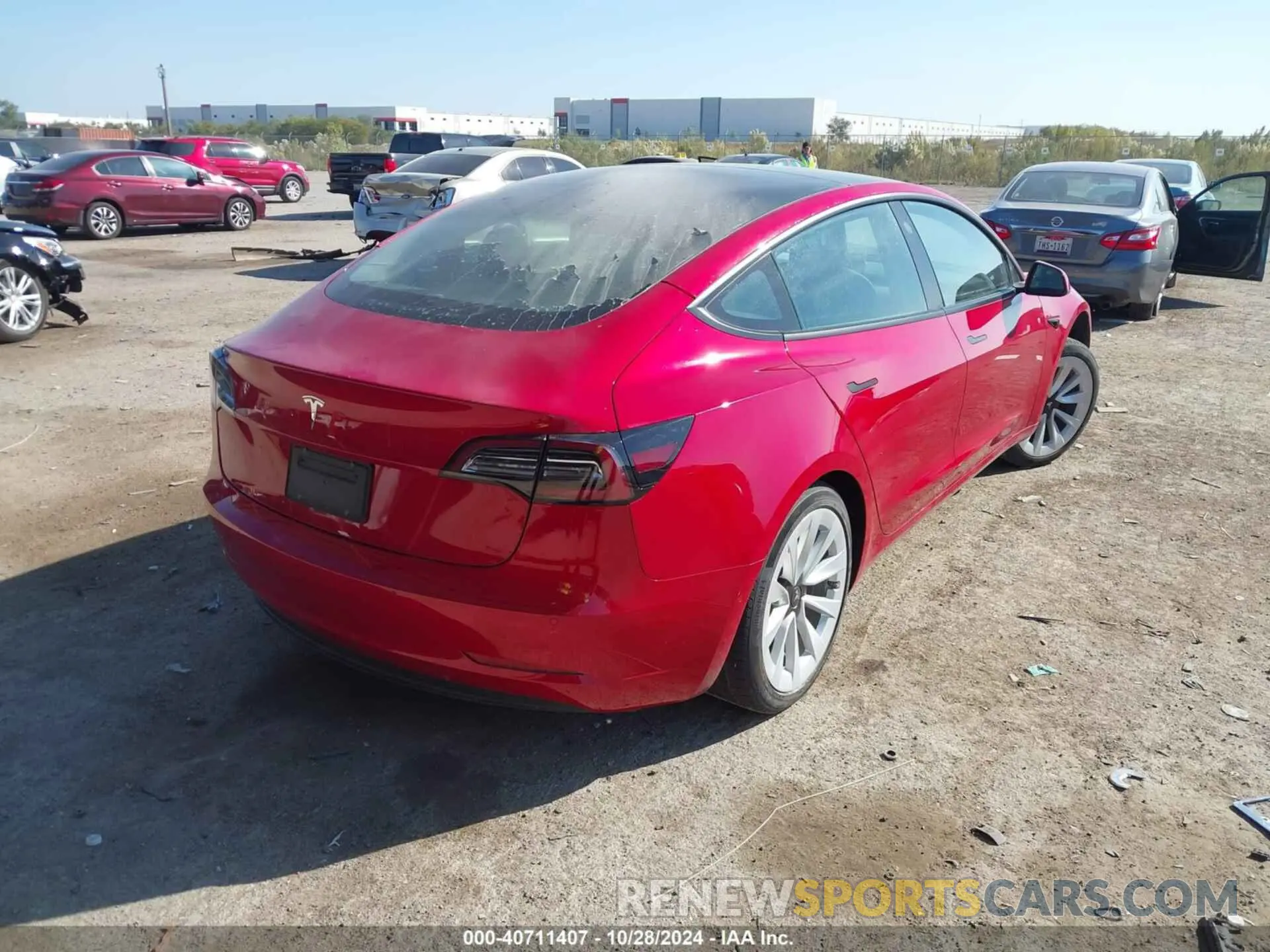4 Photograph of a damaged car 5YJ3E1EA8NF170671 TESLA MODEL 3 2022