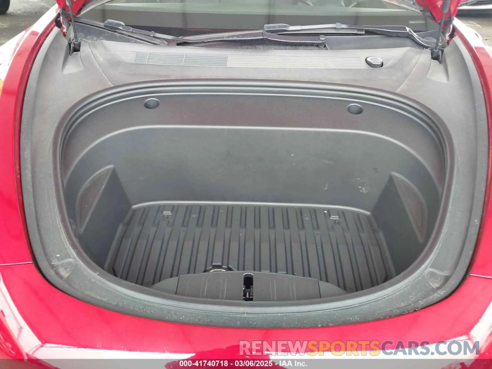 10 Photograph of a damaged car 5YJ3E1EA8NF177409 TESLA MODEL 3 2022