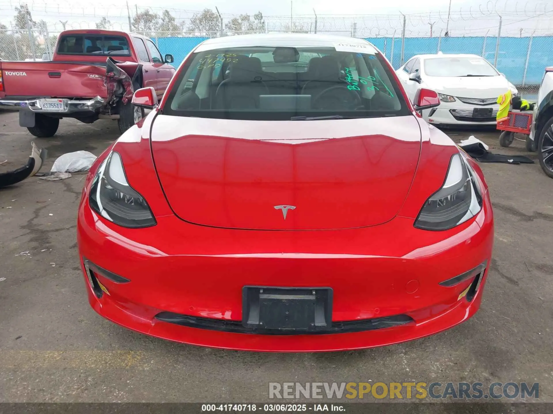 12 Photograph of a damaged car 5YJ3E1EA8NF177409 TESLA MODEL 3 2022