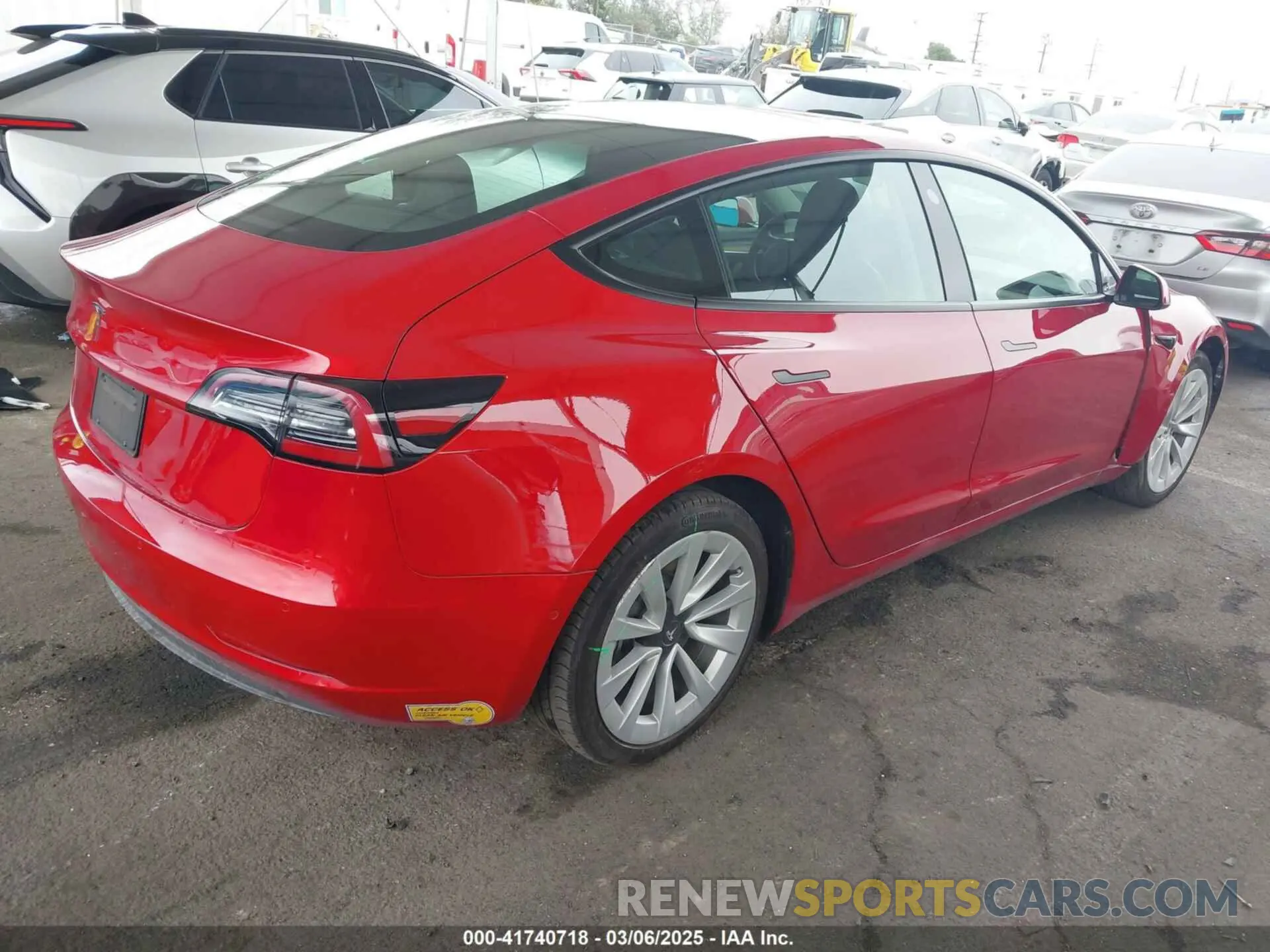 4 Photograph of a damaged car 5YJ3E1EA8NF177409 TESLA MODEL 3 2022