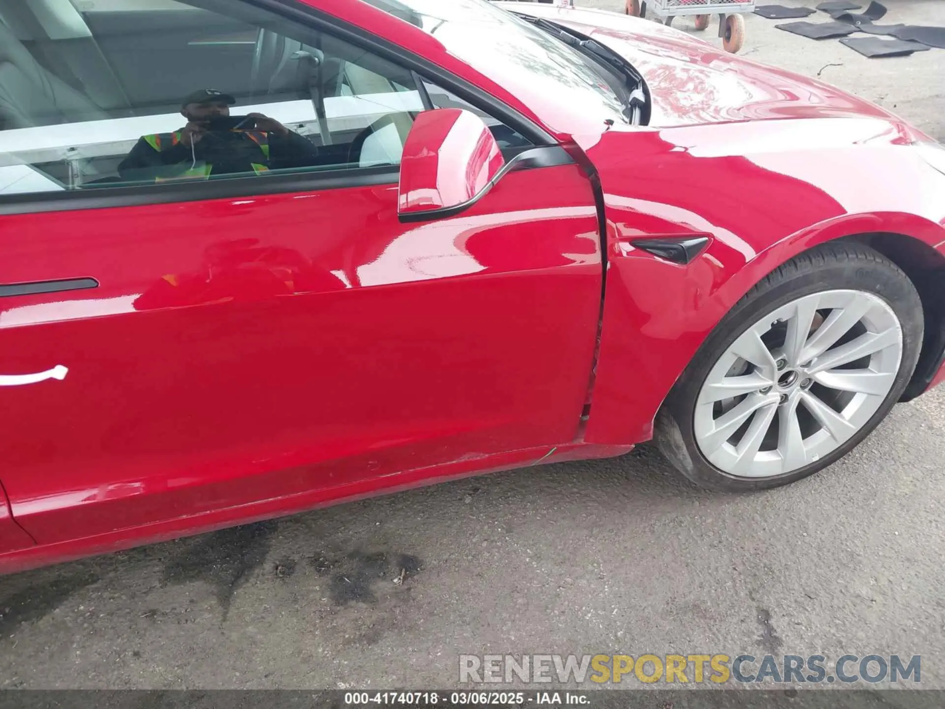 6 Photograph of a damaged car 5YJ3E1EA8NF177409 TESLA MODEL 3 2022