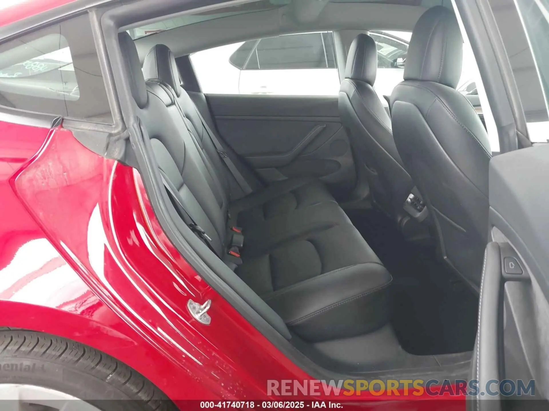 8 Photograph of a damaged car 5YJ3E1EA8NF177409 TESLA MODEL 3 2022