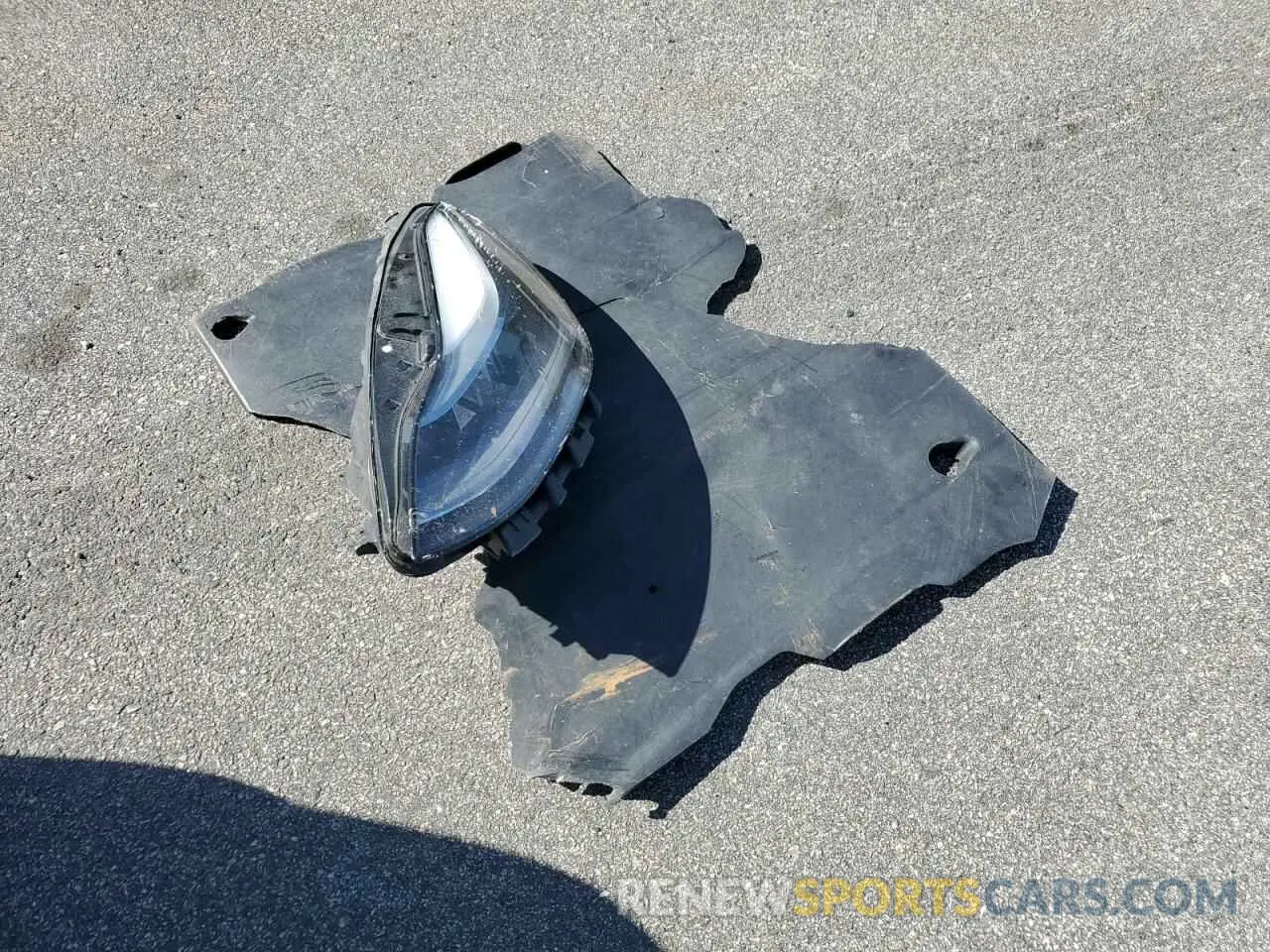 12 Photograph of a damaged car 5YJ3E1EA8NF187289 TESLA MODEL 3 2022