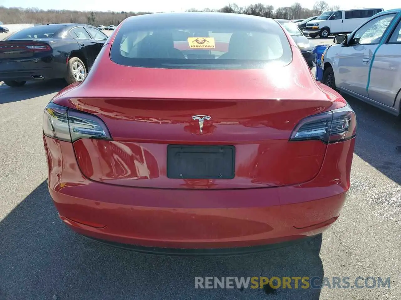 6 Photograph of a damaged car 5YJ3E1EA8NF187289 TESLA MODEL 3 2022