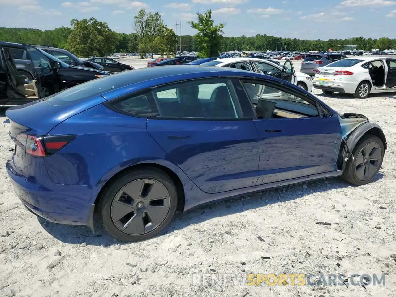 3 Photograph of a damaged car 5YJ3E1EA8NF188152 TESLA MODEL 3 2022