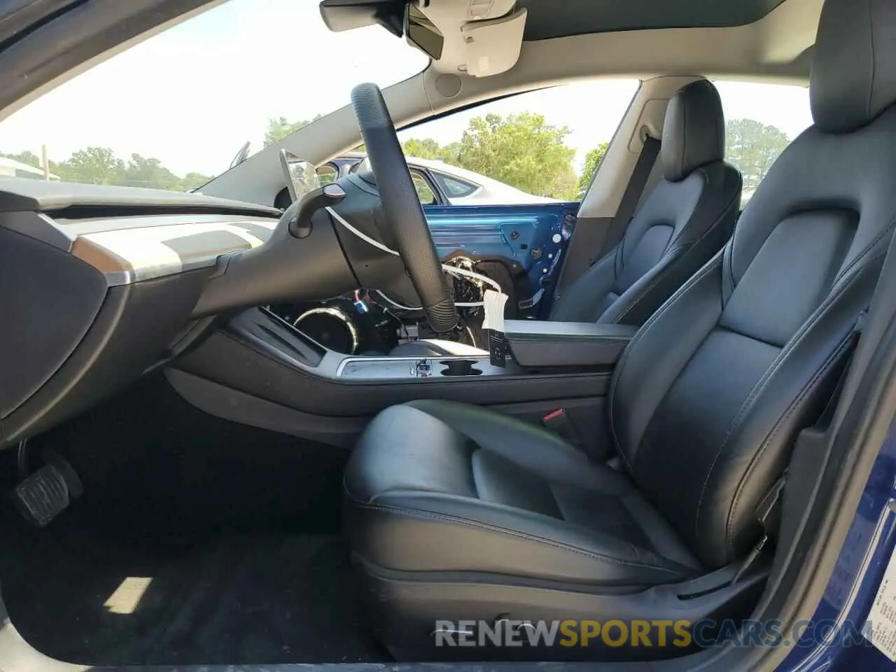 7 Photograph of a damaged car 5YJ3E1EA8NF188152 TESLA MODEL 3 2022