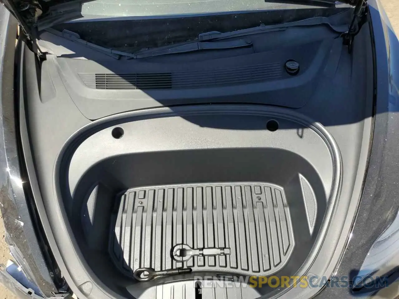 11 Photograph of a damaged car 5YJ3E1EA8NF188653 TESLA MODEL 3 2022
