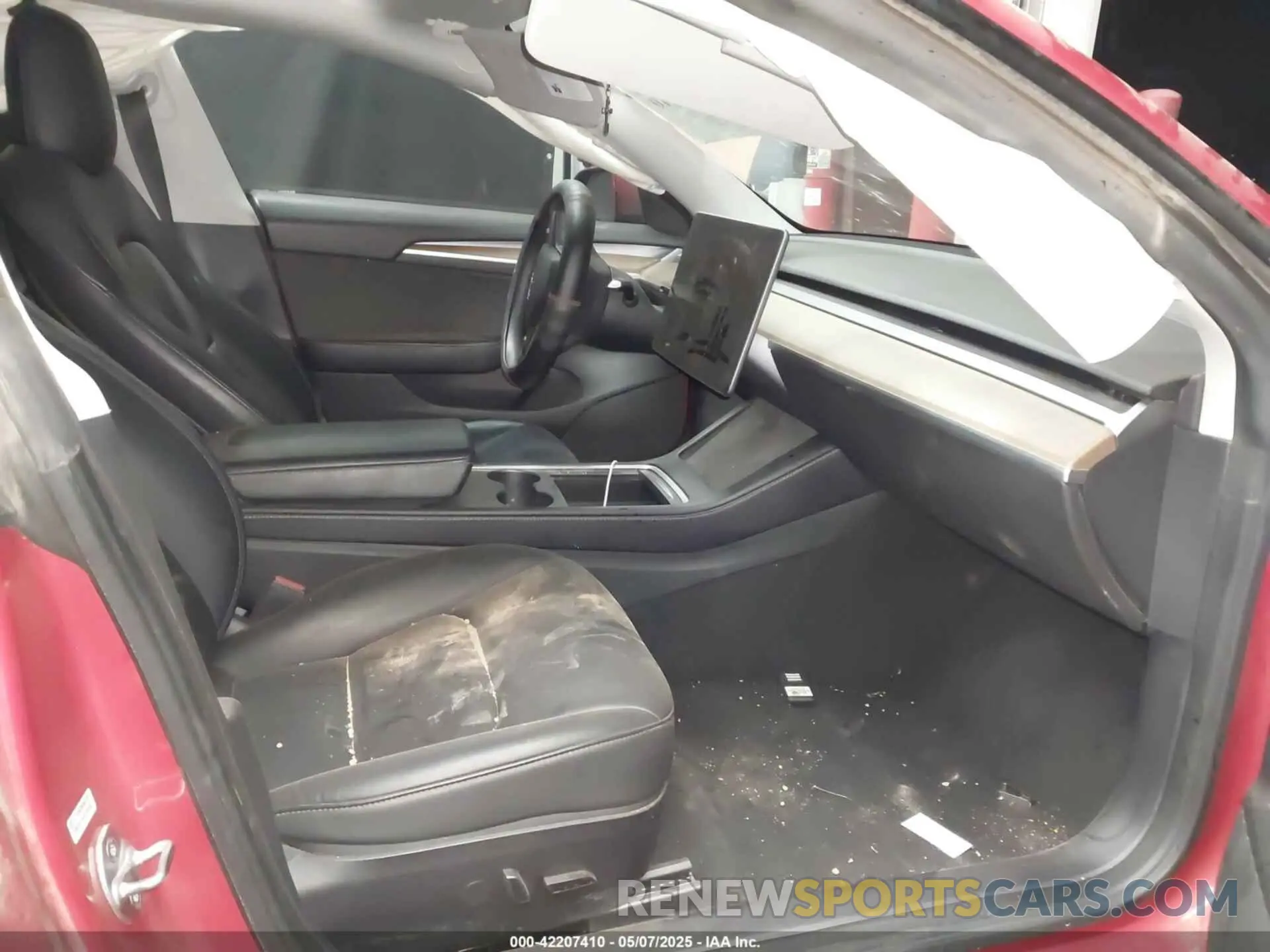 5 Photograph of a damaged car 5YJ3E1EA8NF188927 TESLA MODEL 3 2022
