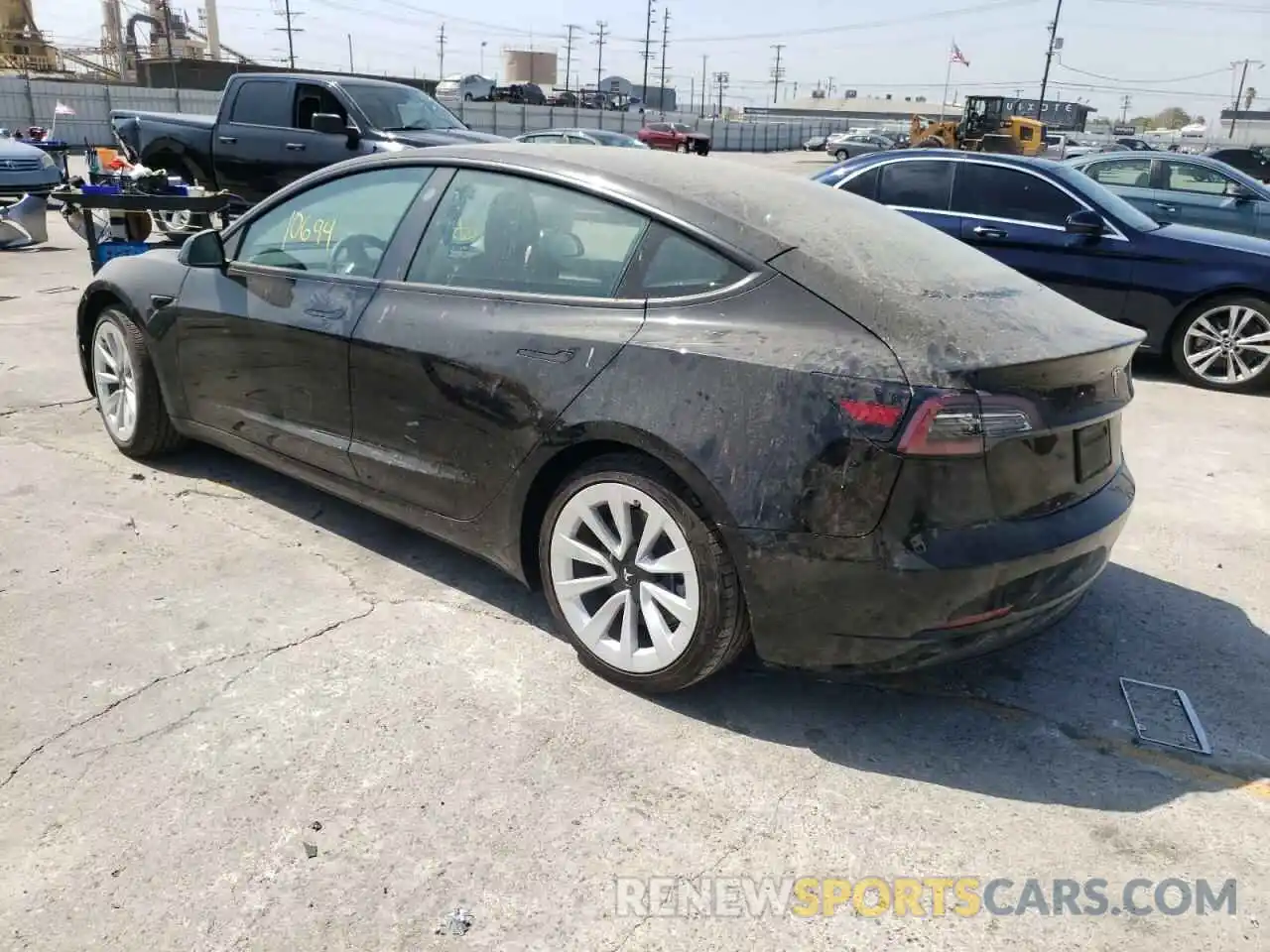 3 Photograph of a damaged car 5YJ3E1EA8NF189284 TESLA MODEL 3 2022