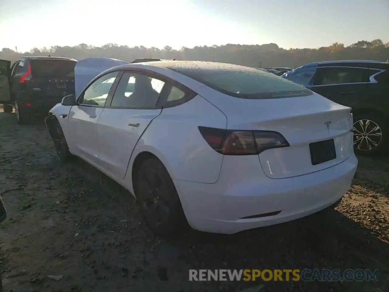 3 Photograph of a damaged car 5YJ3E1EA8NF190015 TESLA MODEL 3 2022