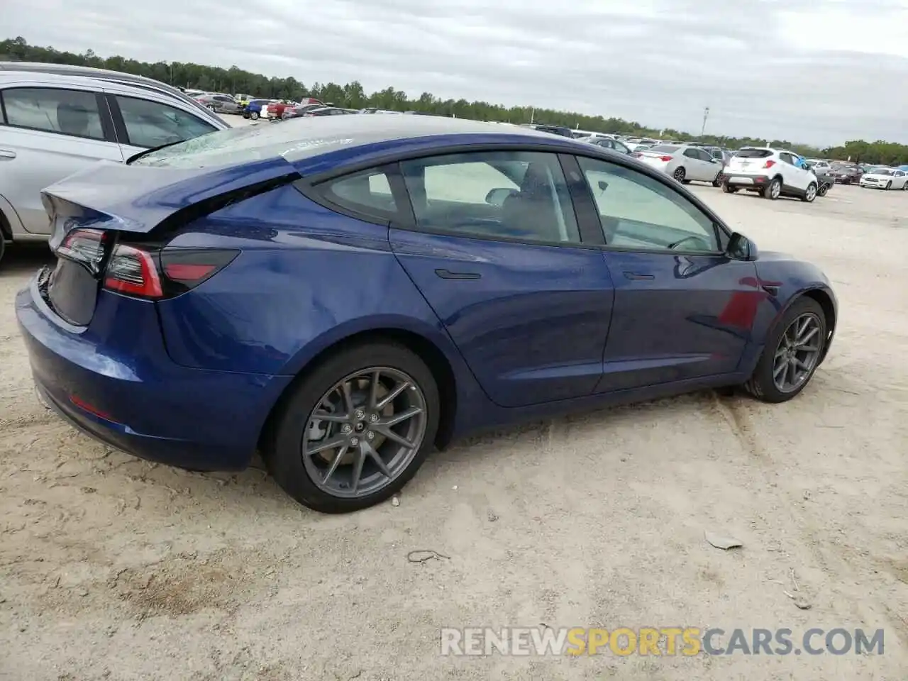 3 Photograph of a damaged car 5YJ3E1EA8NF191178 TESLA MODEL 3 2022