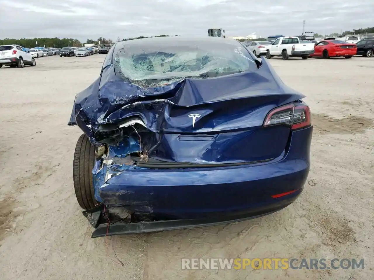 6 Photograph of a damaged car 5YJ3E1EA8NF191178 TESLA MODEL 3 2022