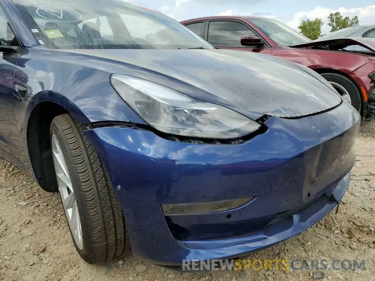 10 Photograph of a damaged car 5YJ3E1EA8NF192086 TESLA MODEL 3 2022