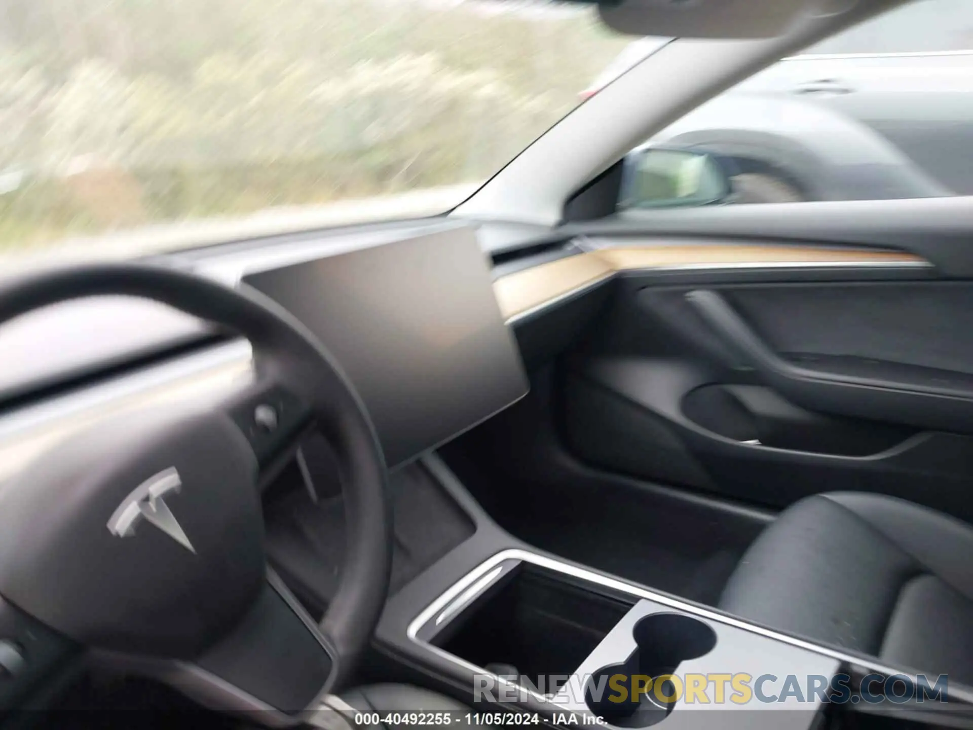 7 Photograph of a damaged car 5YJ3E1EA8NF192153 TESLA MODEL 3 2022