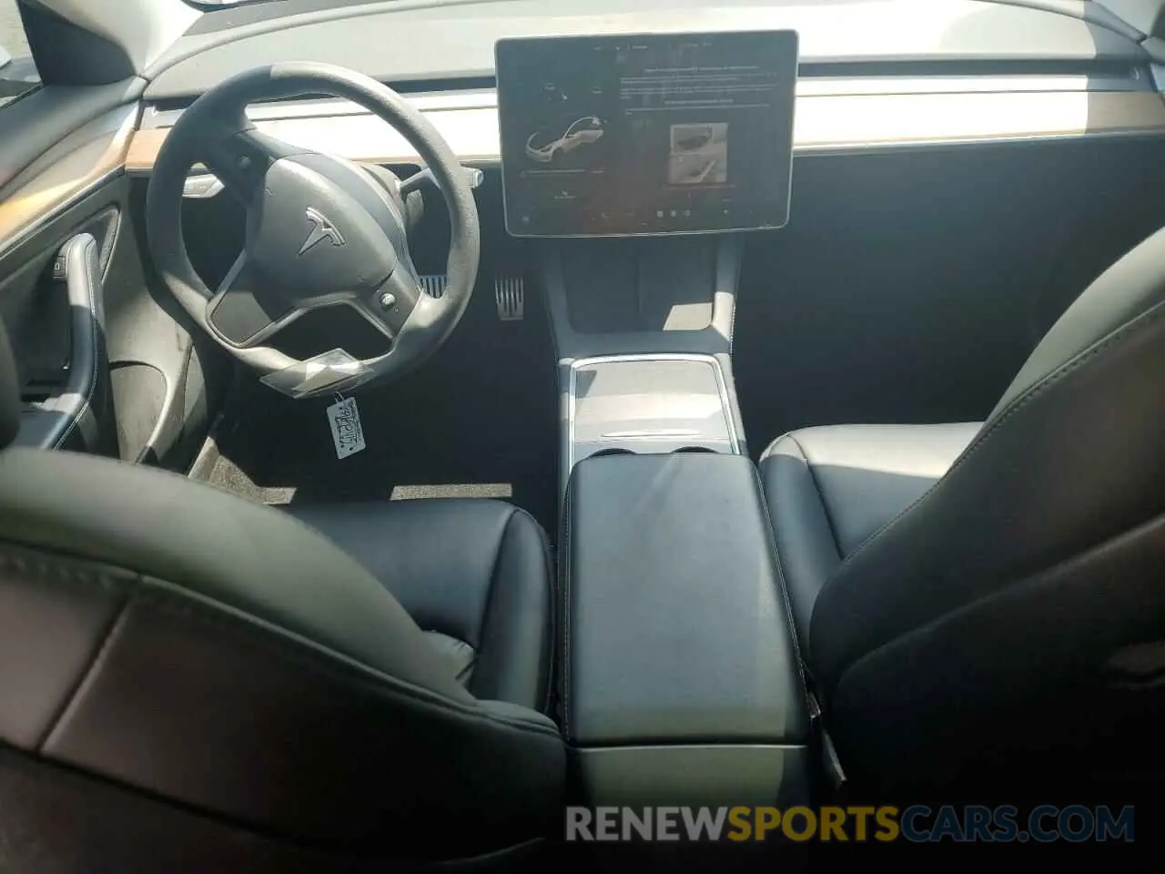 8 Photograph of a damaged car 5YJ3E1EA8NF203832 TESLA MODEL 3 2022