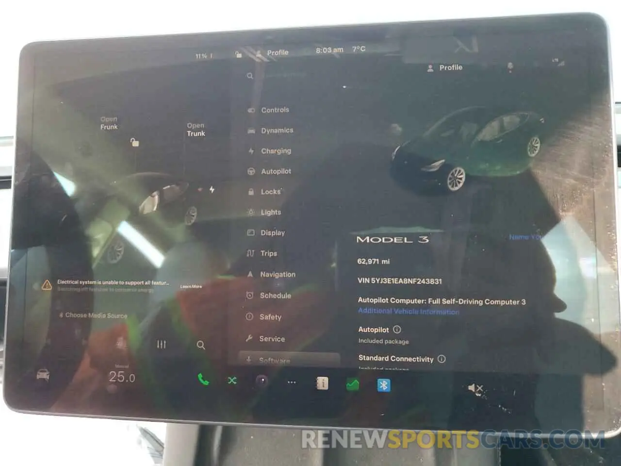 9 Photograph of a damaged car 5YJ3E1EA8NF243831 TESLA MODEL 3 2022