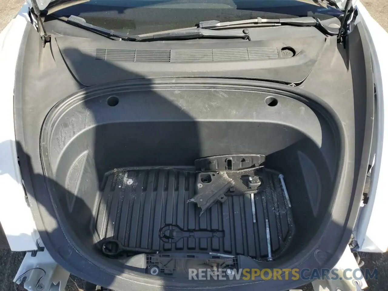 11 Photograph of a damaged car 5YJ3E1EA8NF244929 TESLA MODEL 3 2022