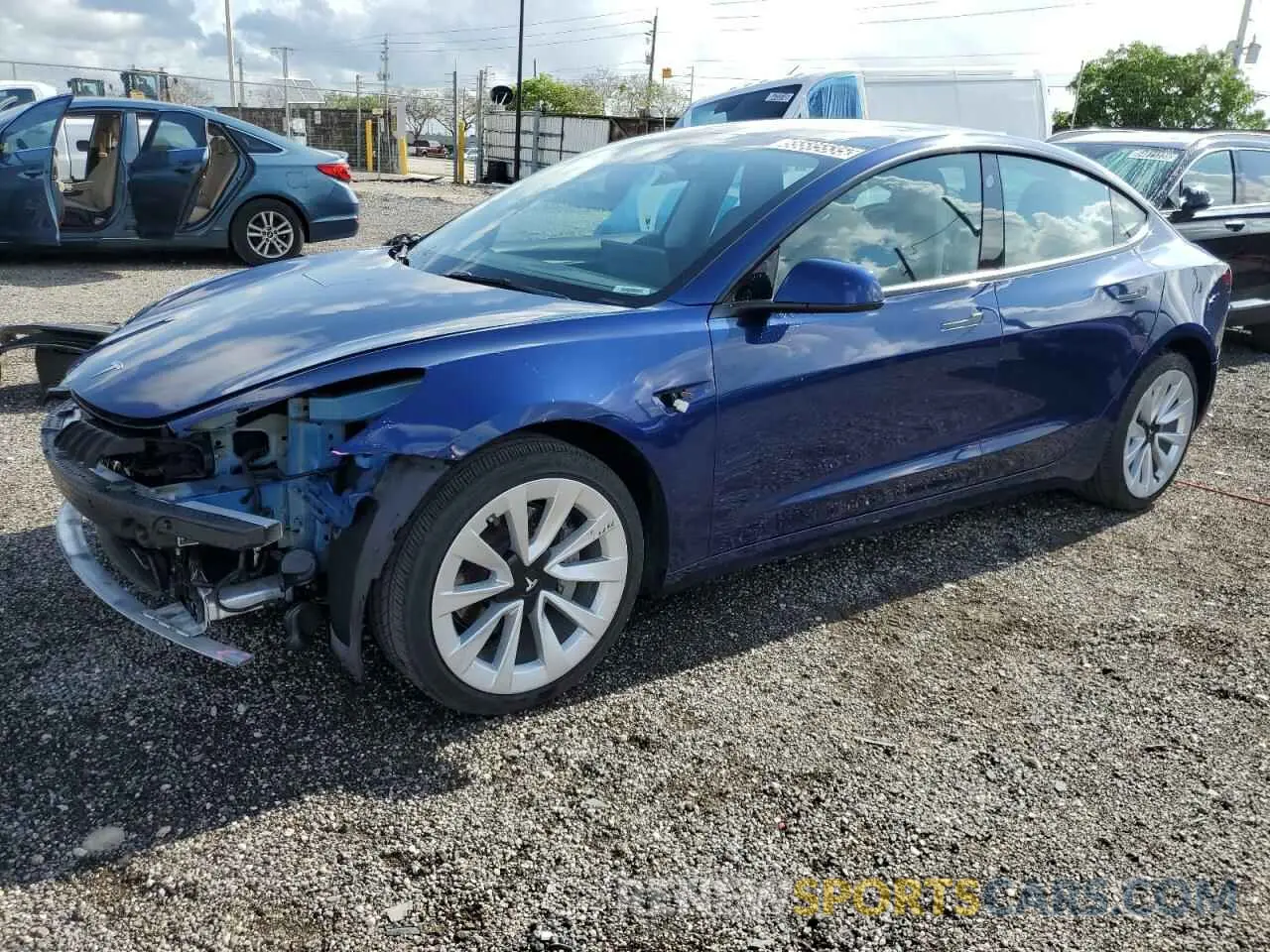 1 Photograph of a damaged car 5YJ3E1EA8NF285545 TESLA MODEL 3 2022