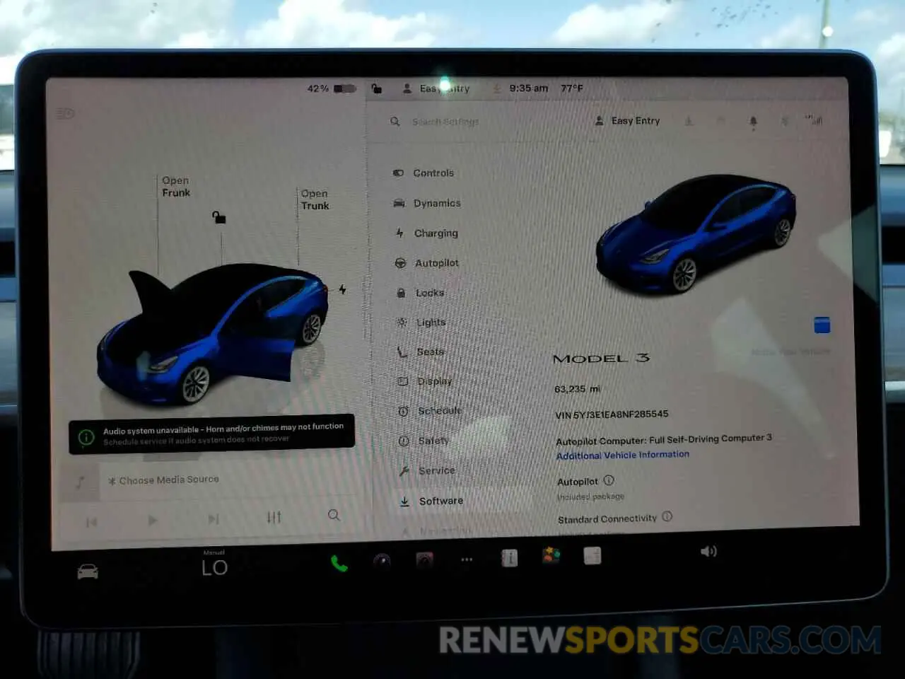 9 Photograph of a damaged car 5YJ3E1EA8NF285545 TESLA MODEL 3 2022