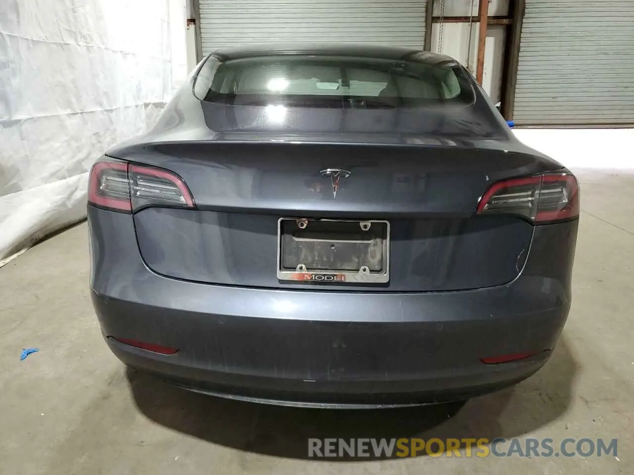 6 Photograph of a damaged car 5YJ3E1EA8NF286470 TESLA MODEL 3 2022