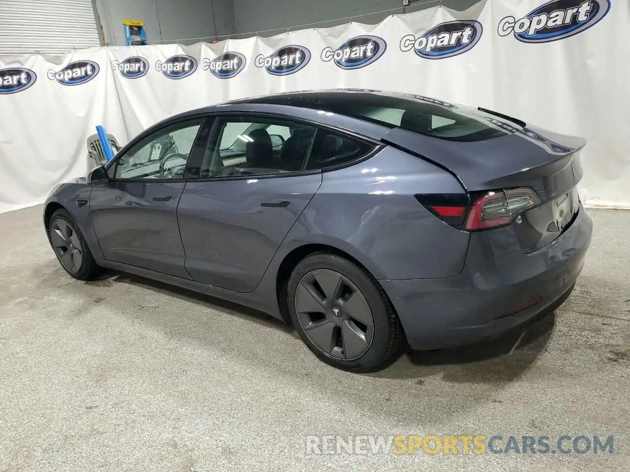 2 Photograph of a damaged car 5YJ3E1EA8NF287506 TESLA MODEL 3 2022
