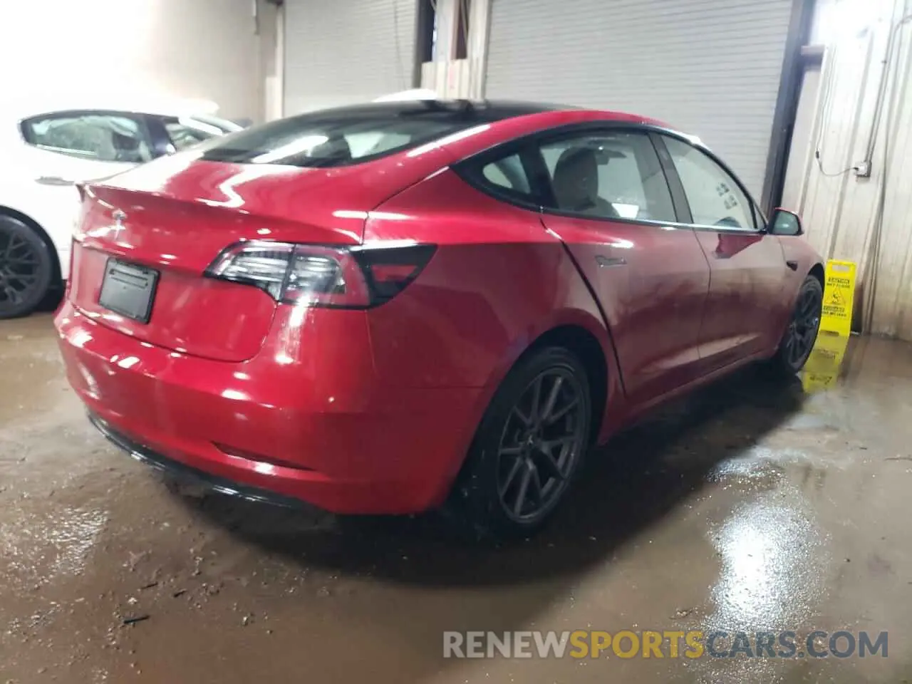 3 Photograph of a damaged car 5YJ3E1EA8NF289661 TESLA MODEL 3 2022